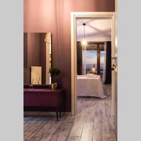 View And The * Szaloniki